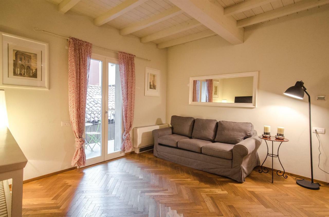 Azeglio Apartment, A Due Passi Da Piazza Maggiore Bologna Exterior foto