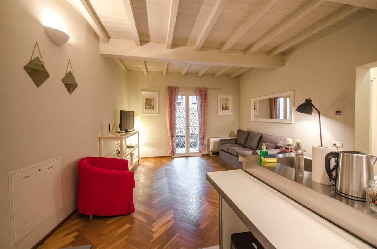 Azeglio Apartment, A Due Passi Da Piazza Maggiore Bologna Exterior foto