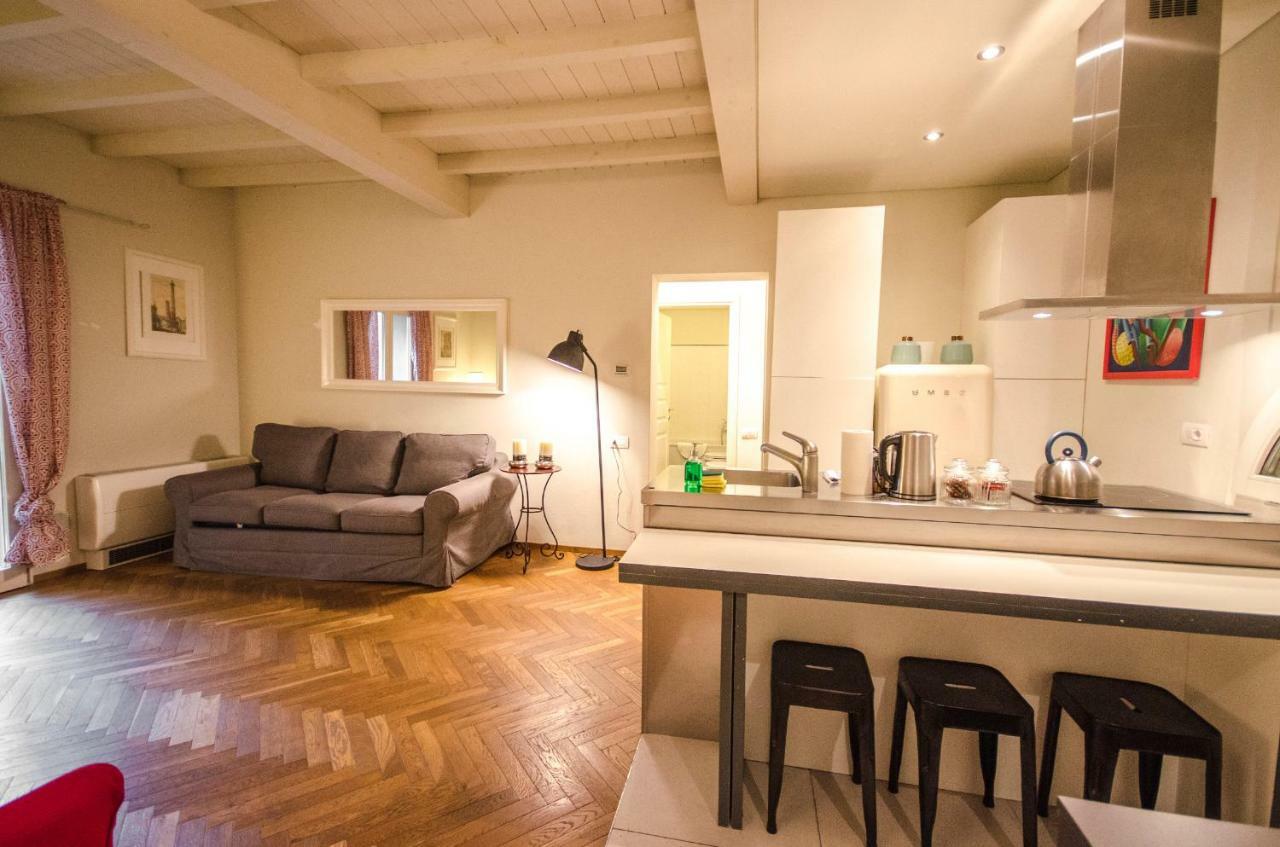 Azeglio Apartment, A Due Passi Da Piazza Maggiore Bologna Exterior foto